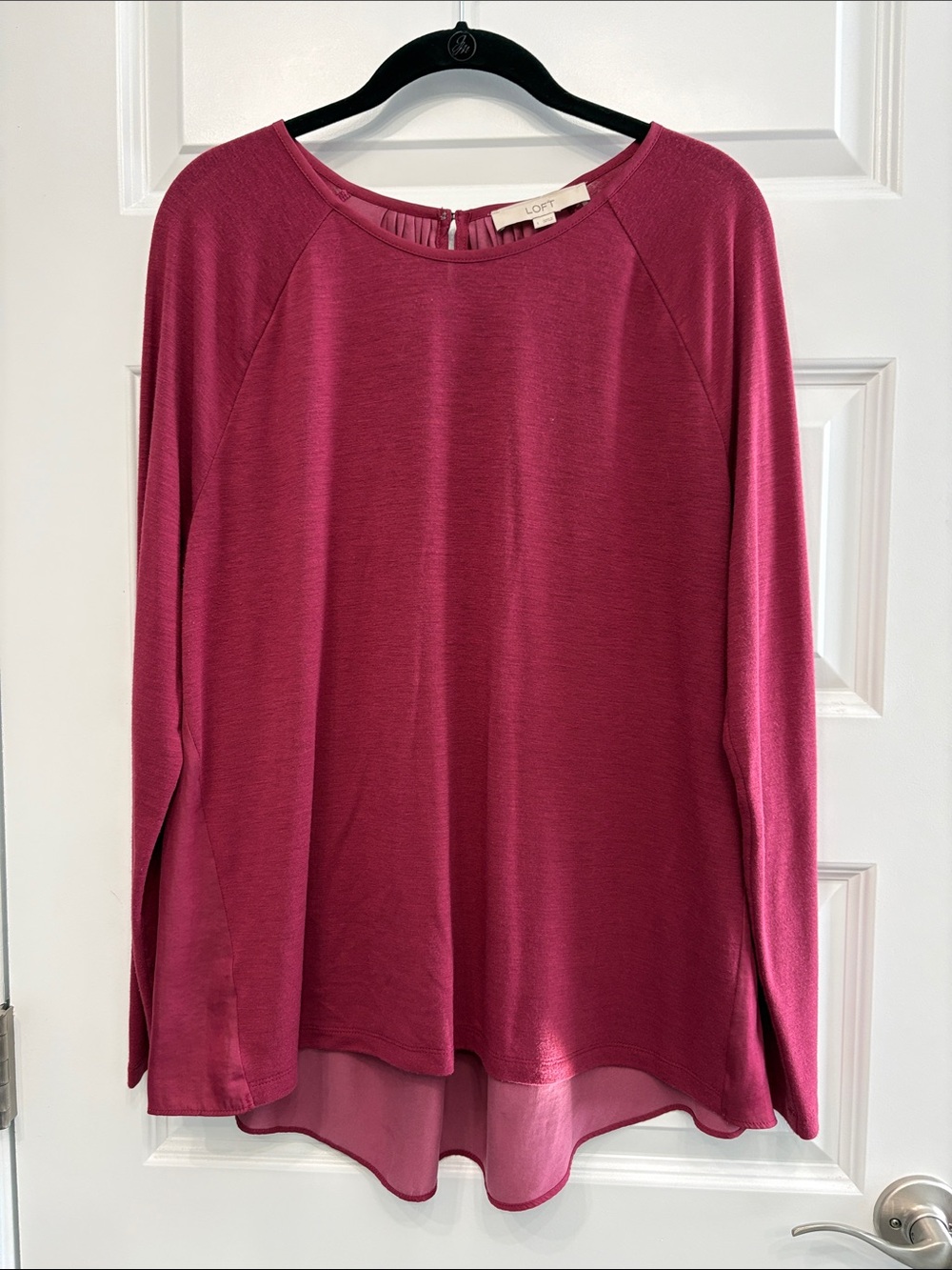 LOFT Long-Sleeve Magenta lightweight long Crewneck Blouse